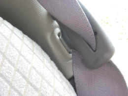 rearseatbelt.jpg (42341 oCg)